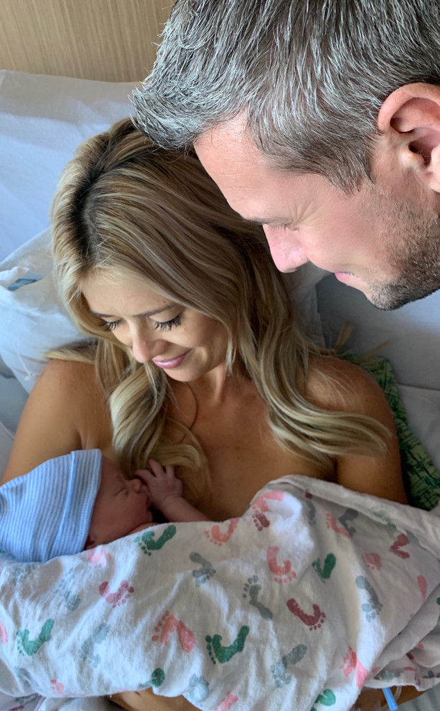 Flip Or Flop S Christina Anstead Gives Birth To First Child